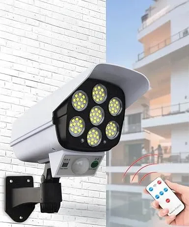 Kamera Görünümlü Hareket Sensörlü Uzaktan Kumandalı Solar Bahçe Lambası Su Geçirmez Güvenlik Işığı