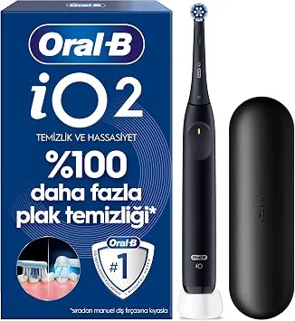 Oral-B iO2 Siyah Şarjlı/Elektrikli Diş Fırçası, 1 Fırça Başlığı, Tek Şarjda 4 Haftaya Varan Kullanım, Seyahat Kabı